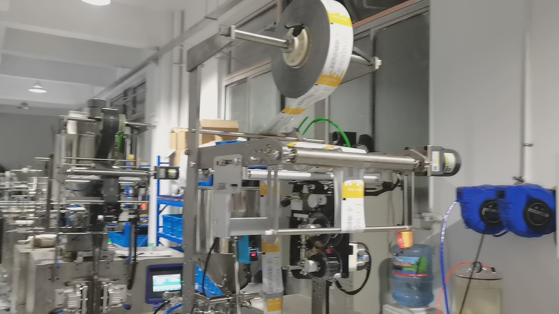 Kunbupack Liquid Horizontal Seal Top Snd Bottom vertical packaging machine