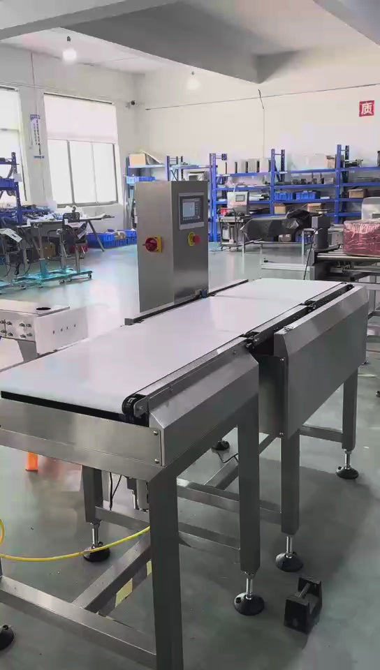 Weight checker JZ-300 checkweigher demonstration with conveyor belt and automatic rejection system in food packaging line.